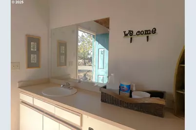 11195 SW Yucca Flats Ln, Culver, OR 97734 - Photo 23