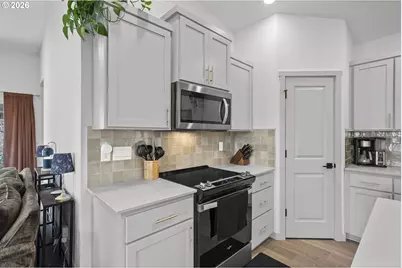 1419 W 16th Cir, La Center, WA 98629 - Photo 9