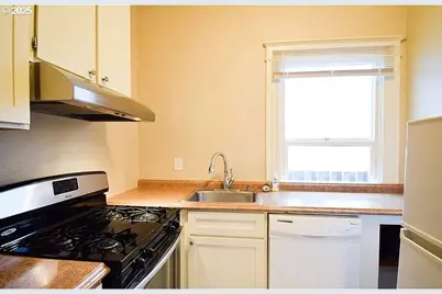 3424 SE 10th Ave, Portland, OR 97202 - Photo 11