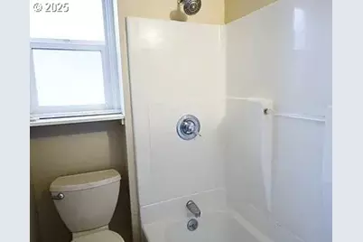 3424 SE 10th Ave, Portland, OR 97202 - Photo 9