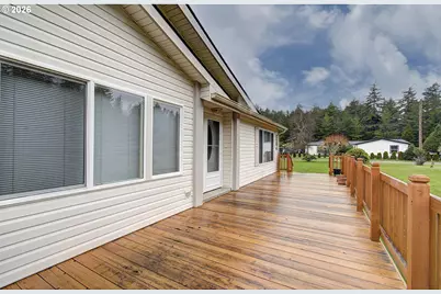 4204 144th Ln, Long Beach, WA 98631 - Photo 5