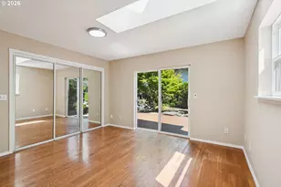 12625 SE Sherman St, Portland, OR 97233 - Photo 9