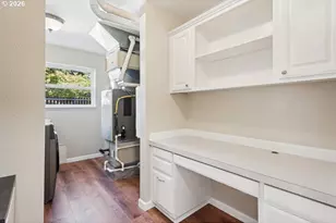 12625 SE Sherman St, Portland, OR 97233 - Photo 13