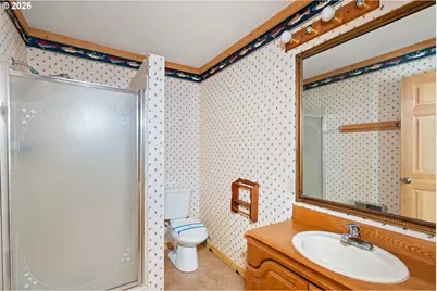 453 Glendon Rd, Kerby, OR 97531 - Photo 35