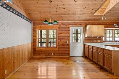 453 Glendon Rd, Kerby, OR 97531 - Photo 11