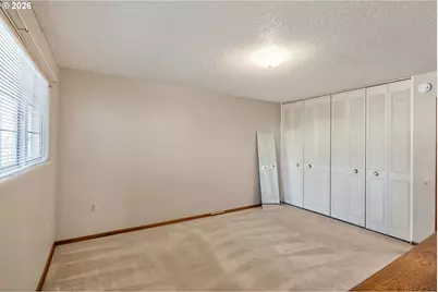 15645 SW Queen Victoria Pl, King City, OR 97224 - Photo 19