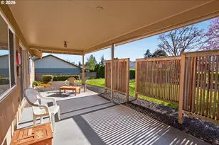 15645 SW Queen Victoria Pl, King City, OR 97224 - Photo 27