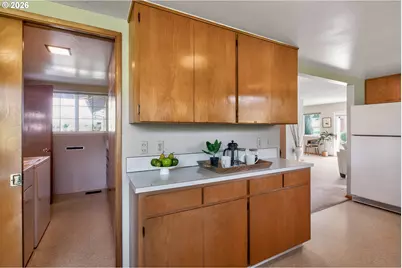 15645 SW Queen Victoria Pl, King City, OR 97224 - Photo 23