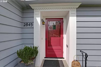 2845 NE Dunckley St, Portland, OR 97212 - Photo 5