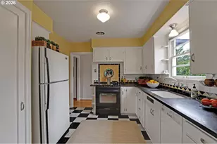 2845 NE Dunckley St, Portland, OR 97212 - Photo 17