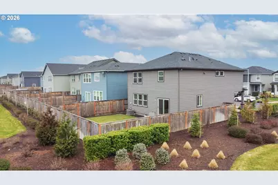 2390 Halter Dr, Woodburn, OR 97071 - Photo 9