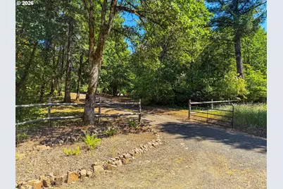 1897 Cochrane Ln, Dallas, OR 97338 - Photo 31