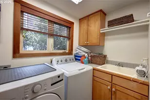615 N Larch St, Cannon Beach, OR 97110 - Photo 17