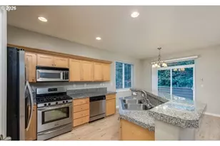 30502 SW Ruth St, Wilsonville, OR 97070 - Photo 7