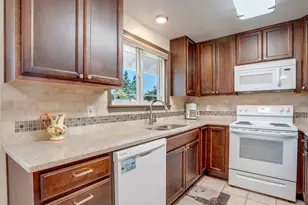 19600 S South End Rd, Oregon City, OR 97045 - Photo 13