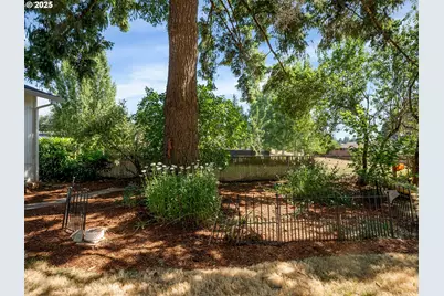 19600 S South End Rd, Oregon City, OR 97045 - Photo 39