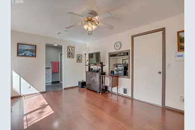 19600 S South End Rd, Oregon City, OR 97045 - Photo 19