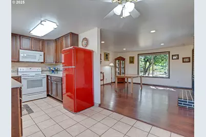 19600 S South End Rd, Oregon City, OR 97045 - Photo 17