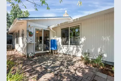 19600 S South End Rd, Oregon City, OR 97045 - Photo 31