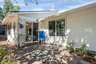 19600 S South End Rd, Oregon City, OR 97045 - Photo 31