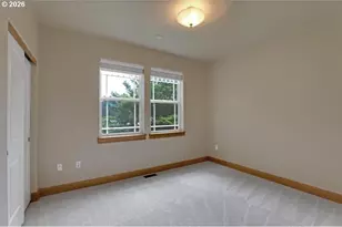 9020 SW 25th Ave, Portland, OR 97219 - Photo 15