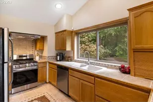 10585 Beutel Rd, Oregon City, OR 97045 - Photo 21