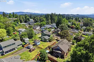 1313 NW Couch St, Camas, WA 98607 - Photo 41