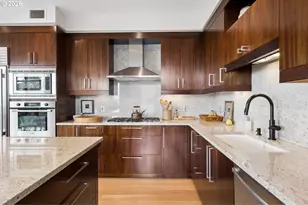 2351 NW Westover Rd, Portland, OR 97210 - Photo 13