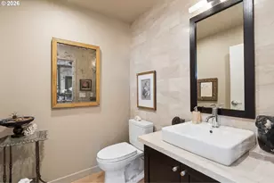 2351 NW Westover Rd, Portland, OR 97210 - Photo 25