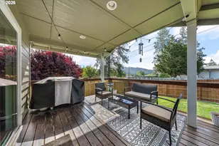 170 Addison Ave, Sutherlin, OR 97479 - Photo 29