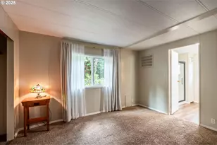 640 Village Pines Dr, Coos Bay, OR 97420 - Photo 19