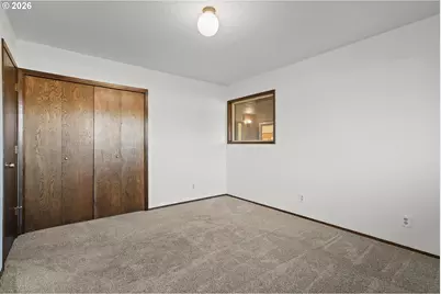 620 NW Queens Ct, Hillsboro, OR 97124 - Photo 37