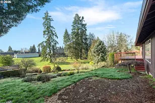 620 NW Queens Ct, Hillsboro, OR 97124 - Photo 47