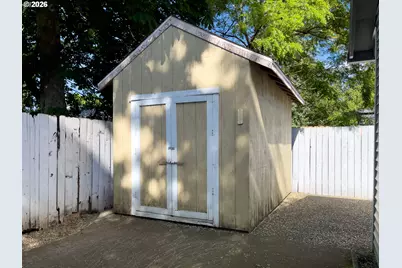 9707 SE Reedway St, Portland, OR 97266 - Photo 27