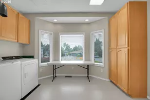 620 Barbary Ct, Gladstone, OR 97027 - Photo 17