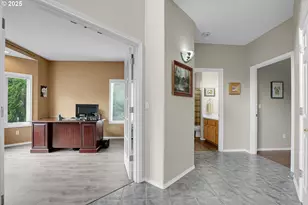 620 Barbary Ct, Gladstone, OR 97027 - Photo 13