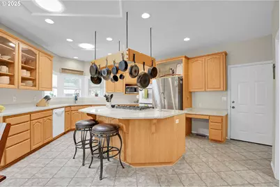 620 Barbary Ct, Gladstone, OR 97027 - Photo 27