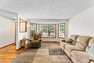 177 S Heather St, Cornelius, OR 97113 - Photo 23