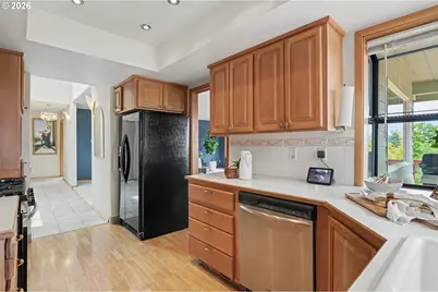 8011 SE 108th Ave, Portland, OR 97266 - Photo 11