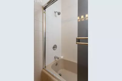8011 SE 108th Ave, Portland, OR 97266 - Photo 17