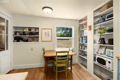 1025 Pine St, Hood River, OR 97031 - Photo 9