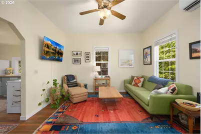 1025 Pine St, Hood River, OR 97031 - Photo 5
