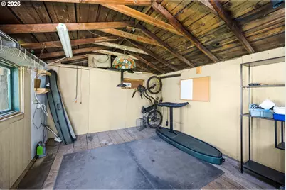 1025 Pine St, Hood River, OR 97031 - Photo 23