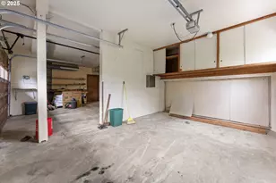 620 John Ave, Coos Bay, OR 97420 - Photo 39