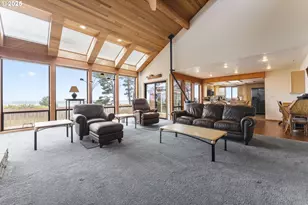 620 John Ave, Coos Bay, OR 97420 - Photo 11