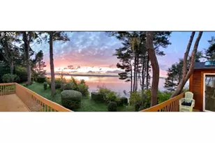 620 John Ave, Coos Bay, OR 97420 - Photo 5