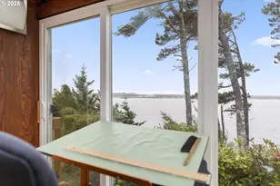 620 John Ave, Coos Bay, OR 97420 - Photo 7