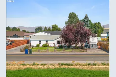3310 Cedar St, Baker City, OR 97814 - Photo 1