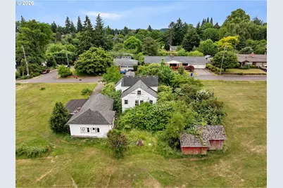 2119 SW Nevada Ct, Portland, OR 97219 - Photo 9