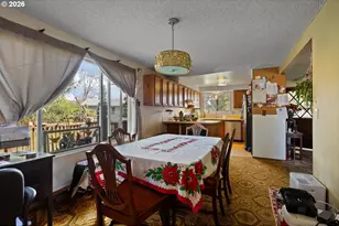 1584 NW Spray Ct, Roseburg, OR 97471 - Photo 7